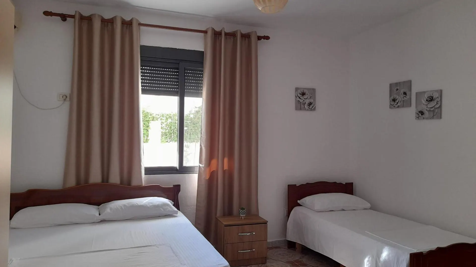 Villa Kurti Durrës 0*,  알바니아