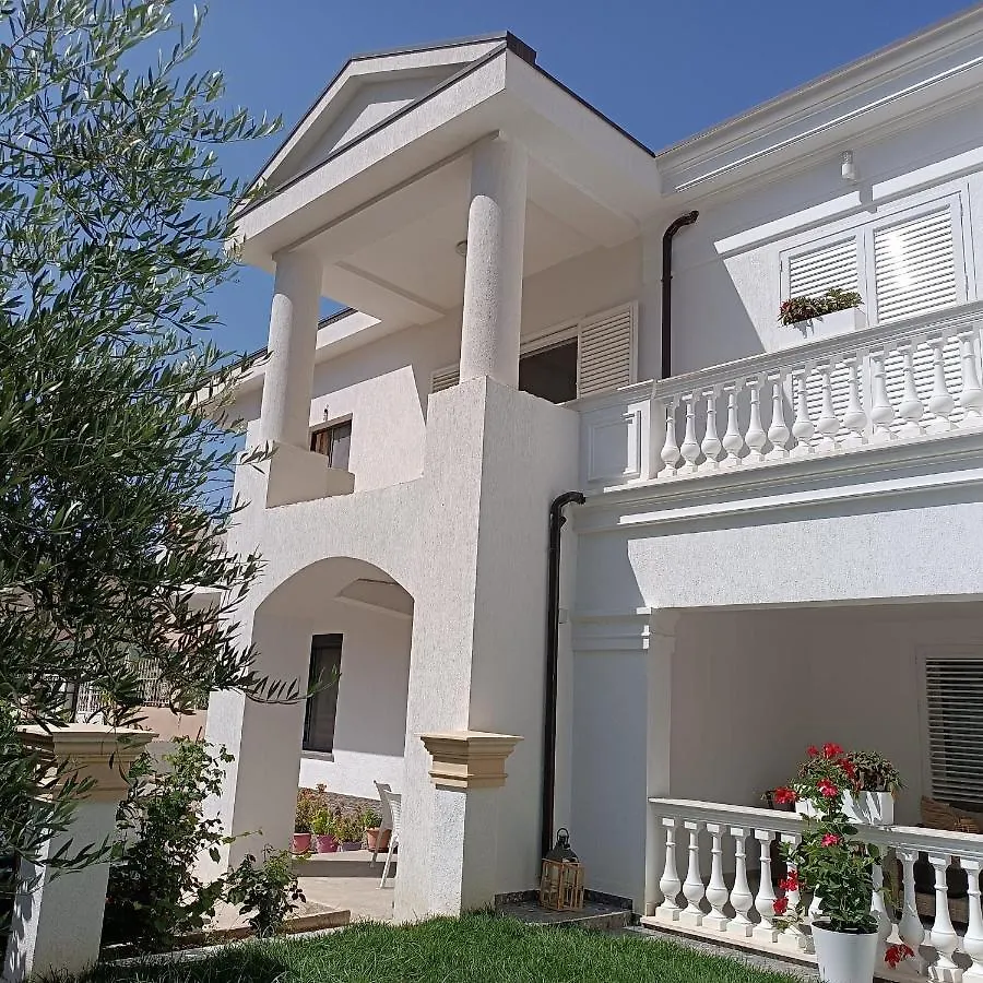 Guest house Villa Kurti Durres