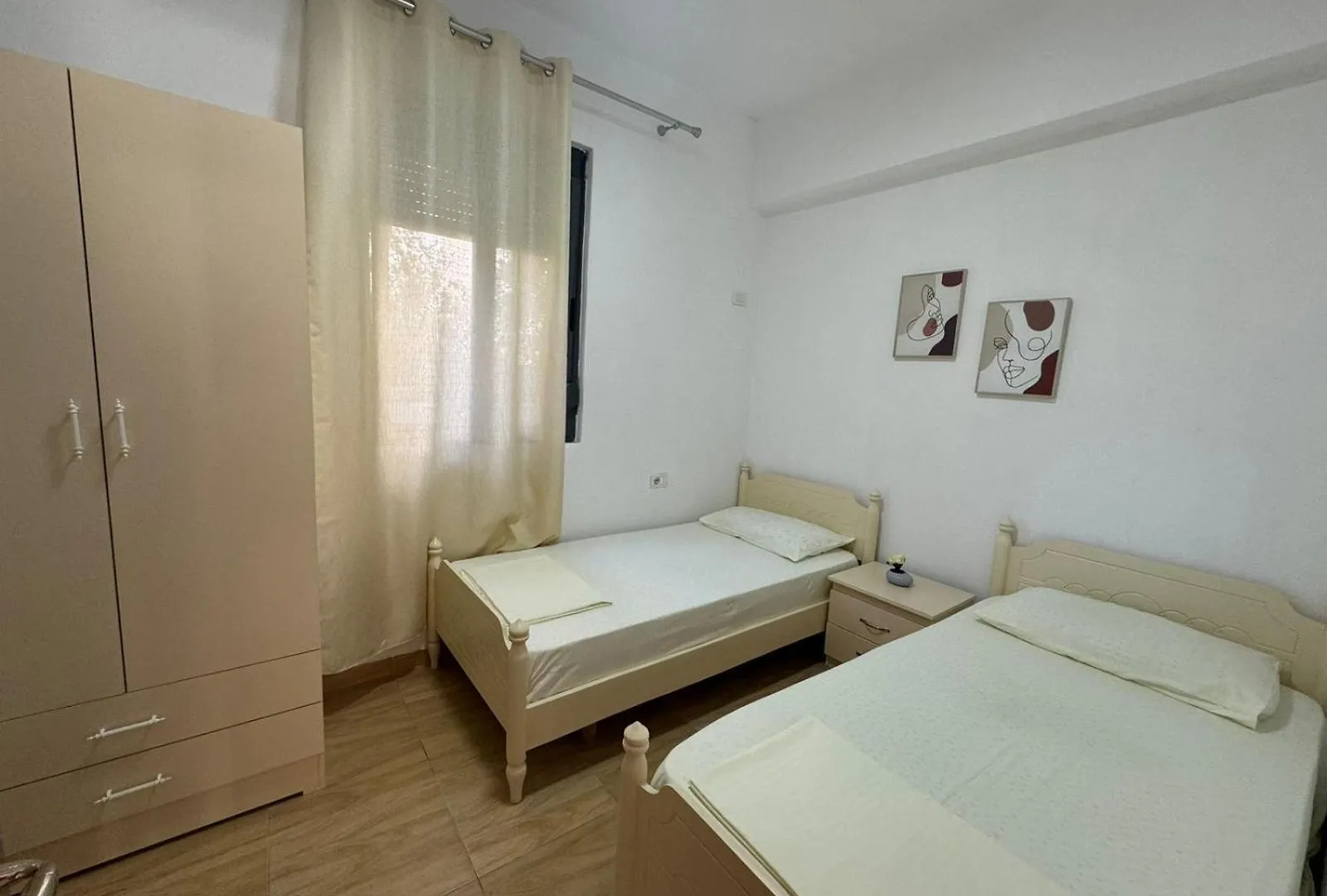 Villa Kurti Durres